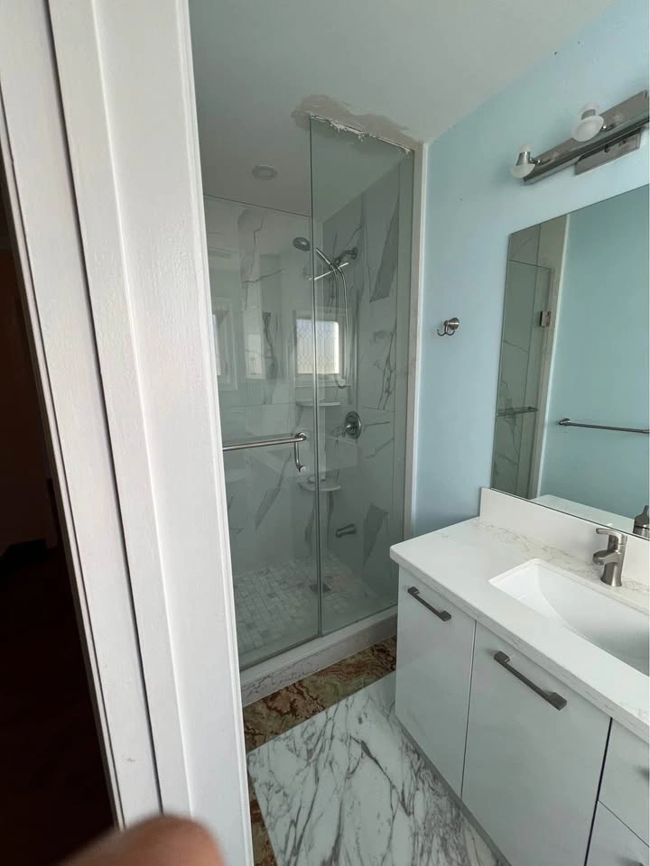 1 Bed 1 Bath - House - photo 5