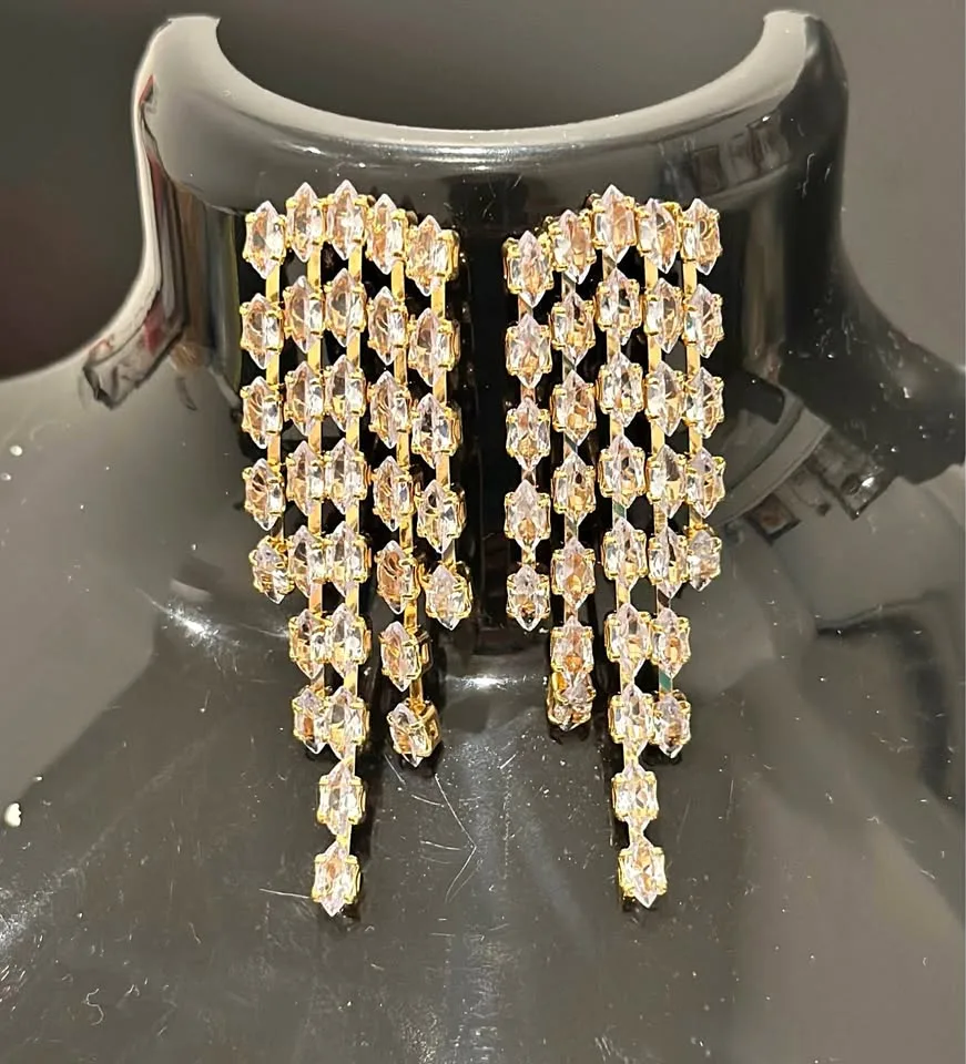 Rose gold studded earrings/ jewelry thumbnail