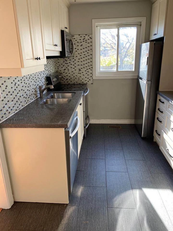 Private Room for Rent – Available from May 1st (Near Humber Coll - photo 2