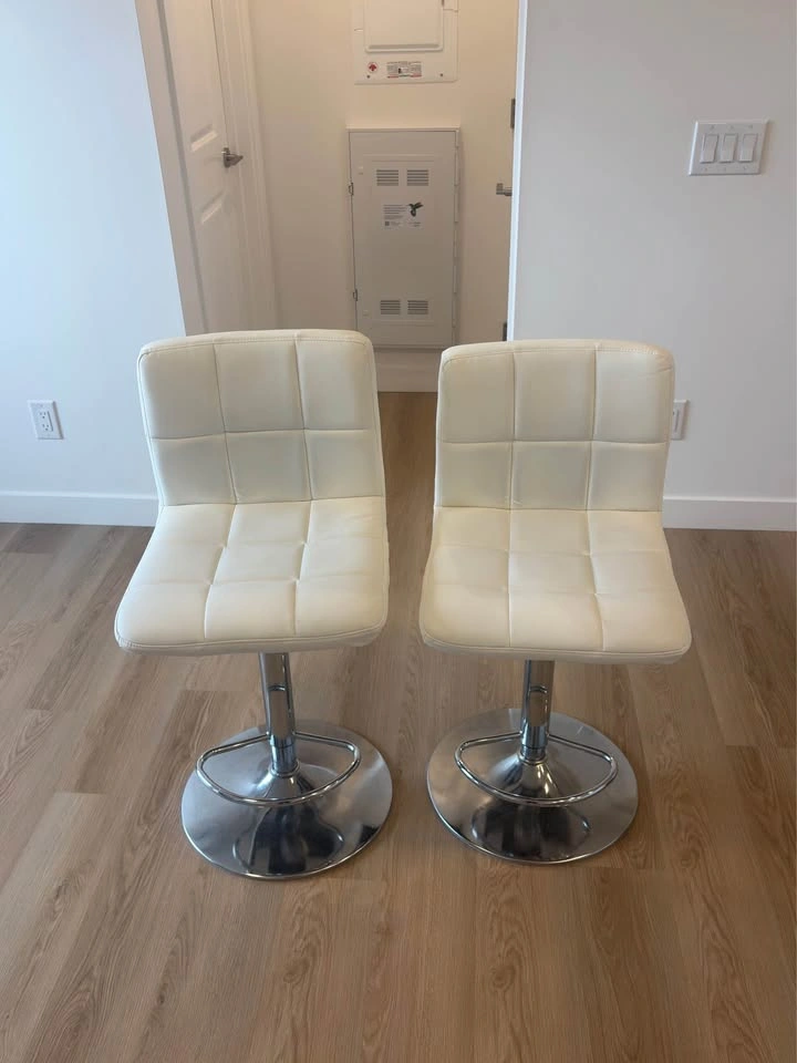 Chandresh Swivel Upholstered Counter Stools (Set of 2)