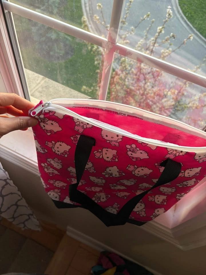 Hello Kitty Tote Bag - photo 4