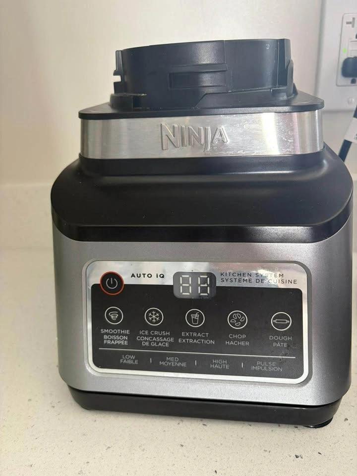 Ninja Professional Plus Blender - photo 2