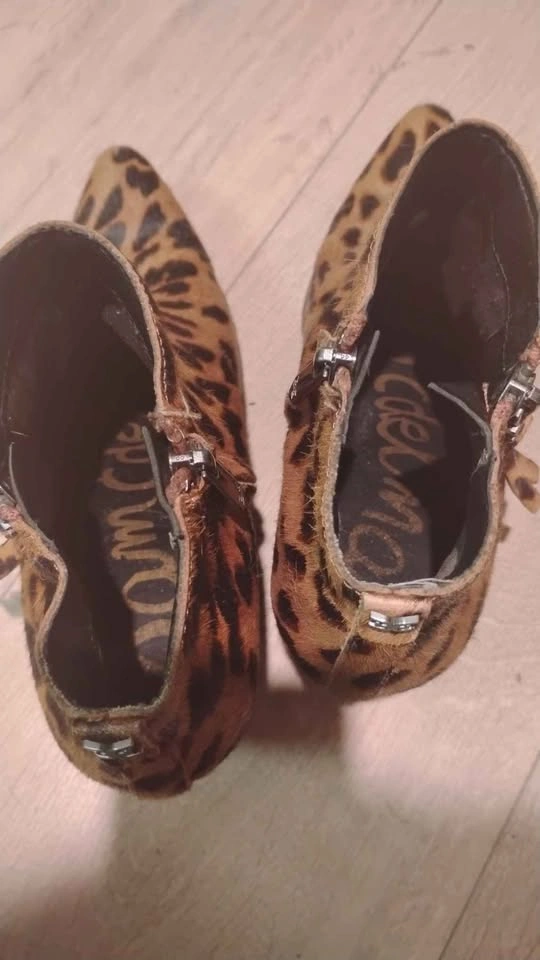 Leopard Print Ankle Boots - photo 3