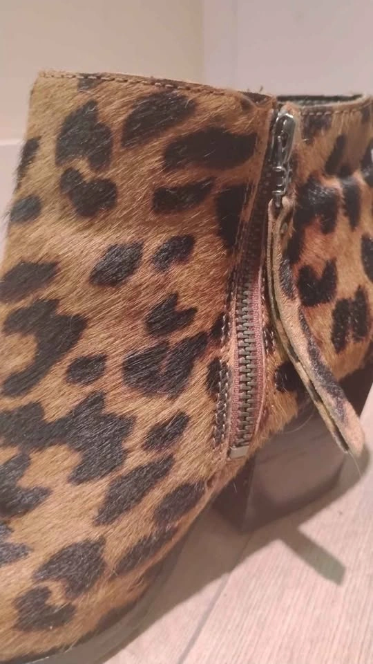 Leopard Print Ankle Boots - photo 4