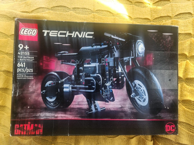 LEGO Technic Batman Batcycle 42155 - New, Faded Box
