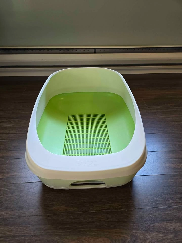 Assorted Cat Litter Pans - Tidy Cats Breeze System + 2 Exquisica - photo 4