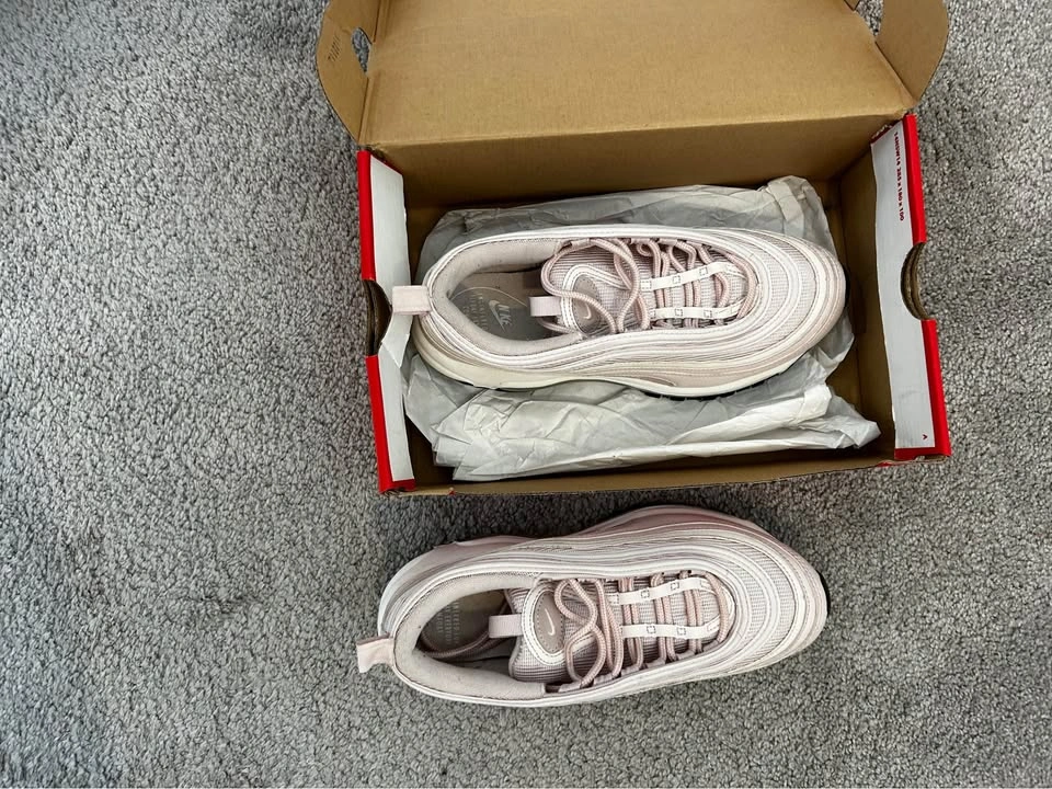 Nike Air Max 97 pink sneakers, Size 6 - photo 2