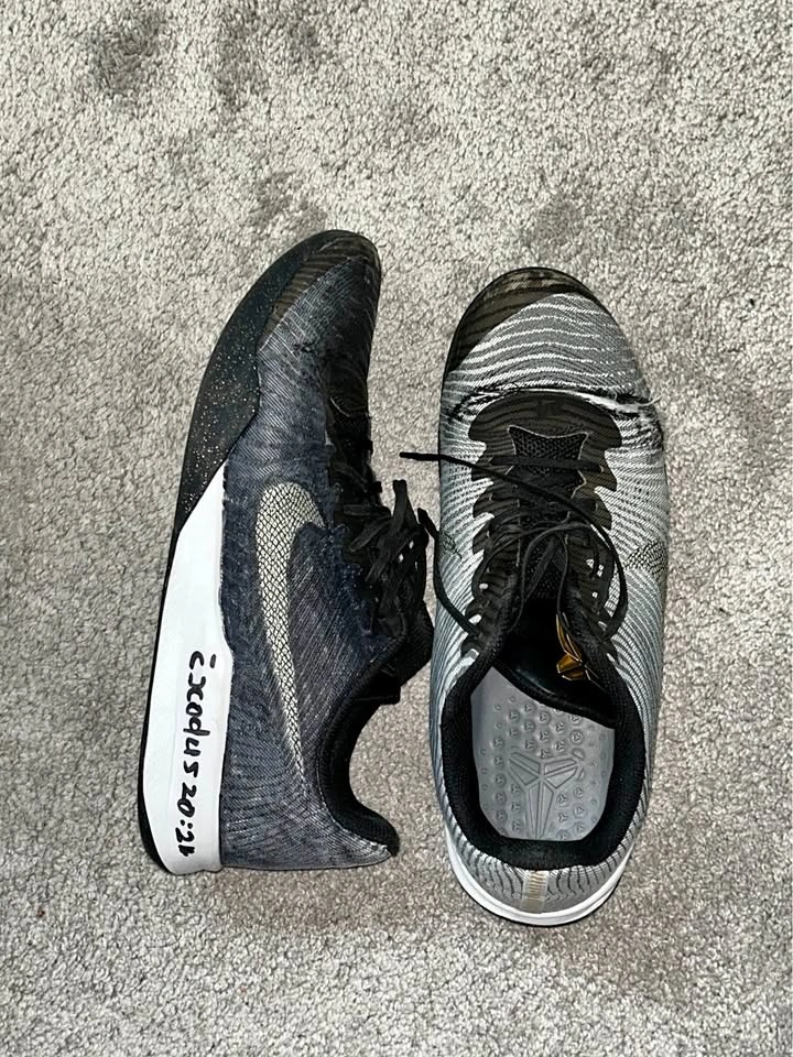 Kobe Mentality 2, Size 12