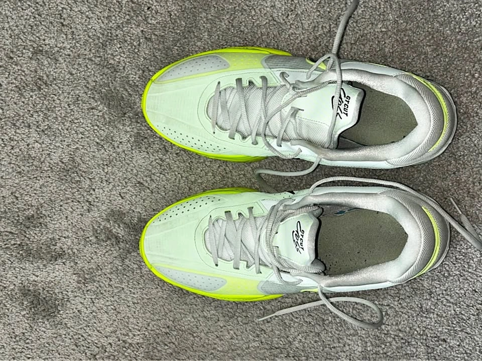 Nike GT Cut 2, Size 12