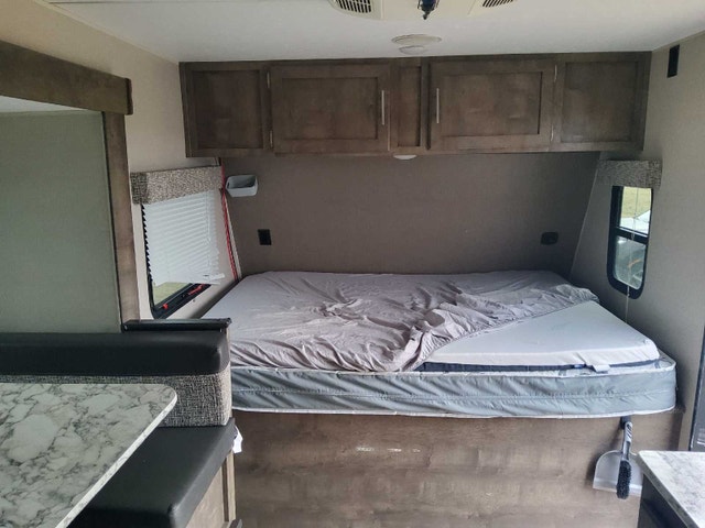 2019 KZ Sportsman 181bh Travel Trailer - photo 5
