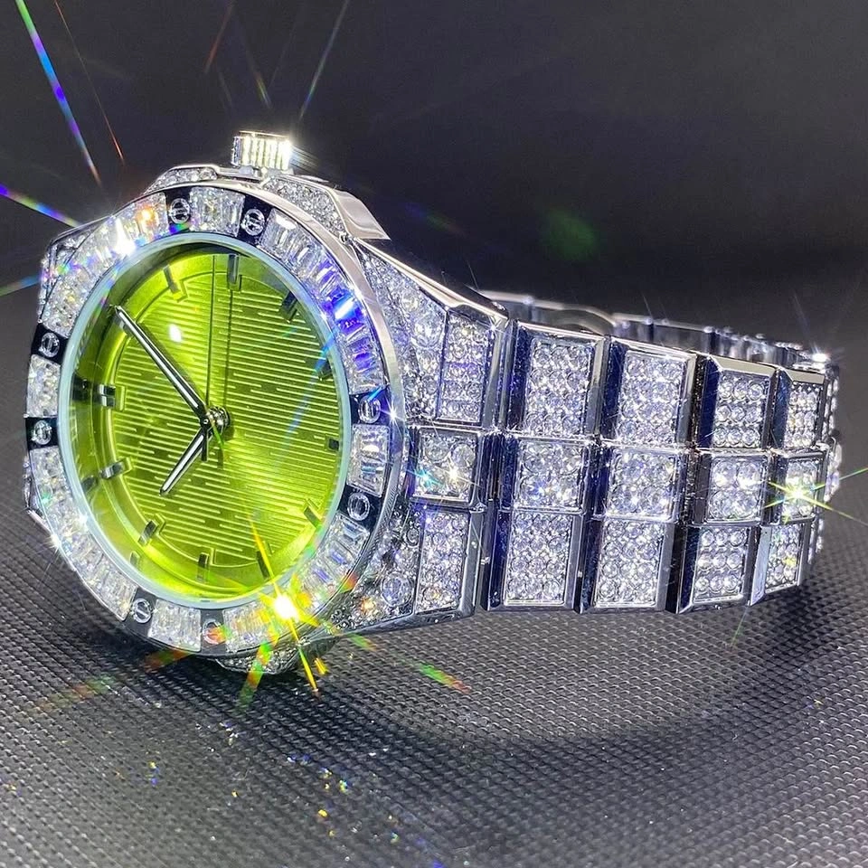 Iced-Out Hip-Hop Quartz Watch - Men & Women - photo 4