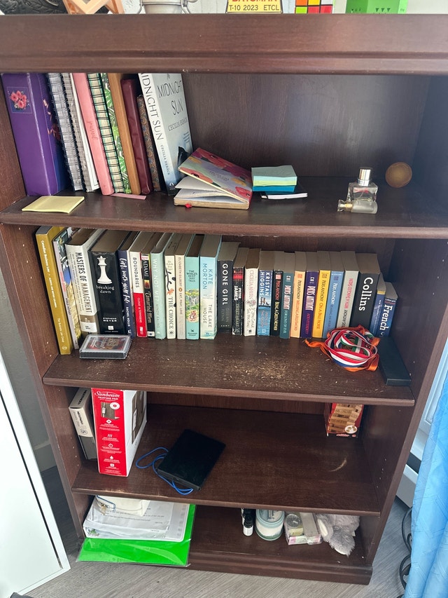 Sturdy Wood Finish Bookshelf