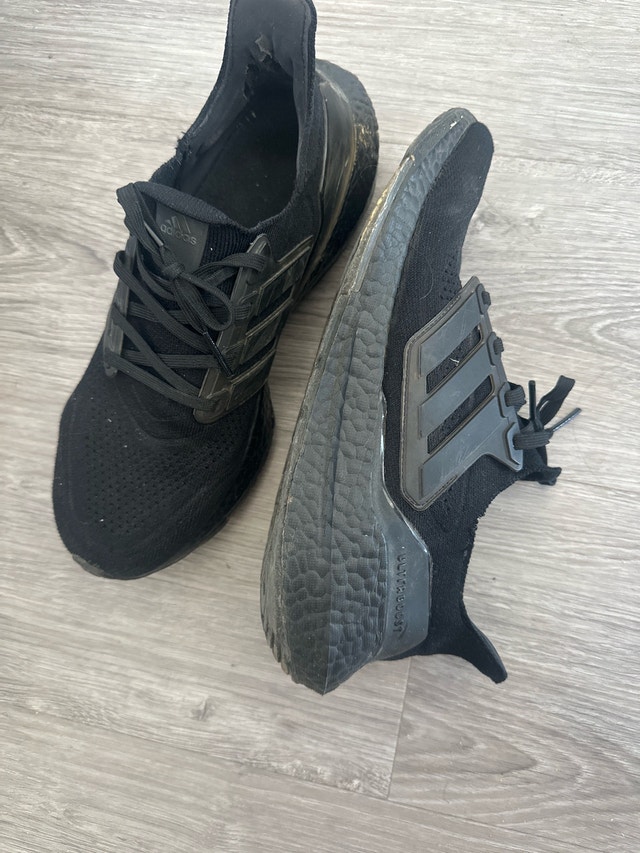 Adidas Ultraboost US 8.5 - photo 2