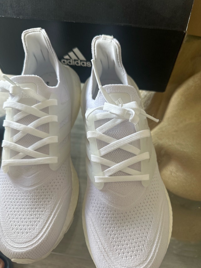 Adidas Ultraboost Running Shoes US 8.5 - photo 2