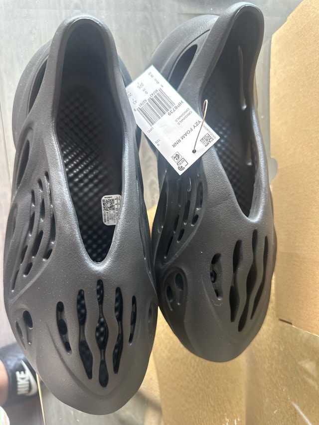 Adidas YZY Foam RNR - photo 2