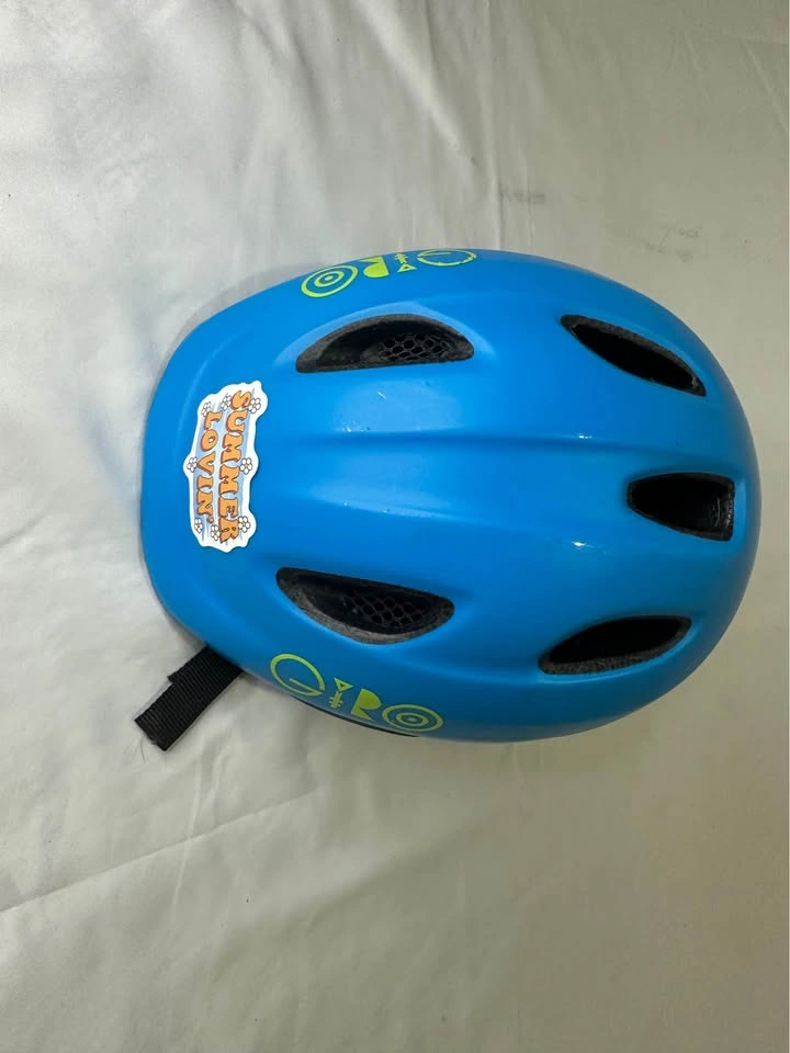 Giro boy’s XS helmet - photo 2