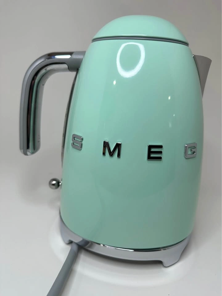 SMEG Retro Electric Kettle - Pastel Green - New in Box - photo 2