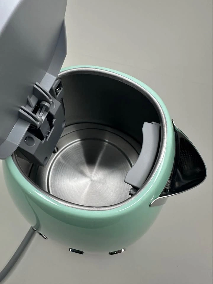 SMEG Retro Electric Kettle - Pastel Green - New in Box - photo 3