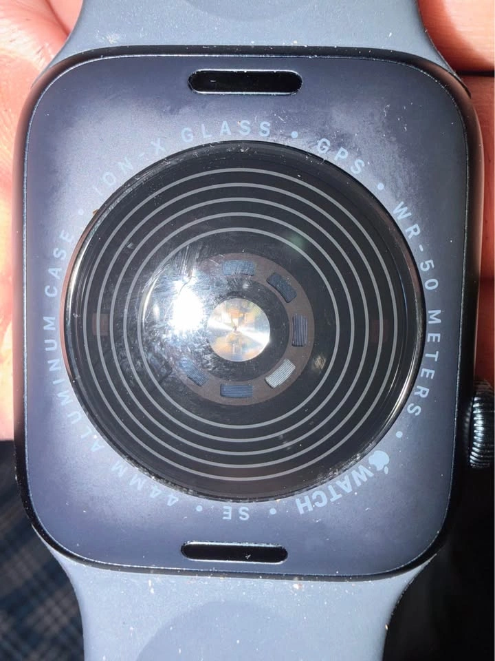 Apple Watch SE 44mm (GPS) - Space Gray Aluminum Case - photo 3