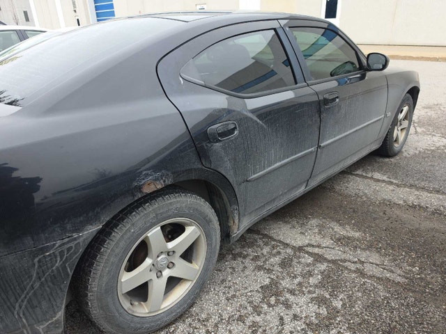 2010 Dodge Charger - photo 3