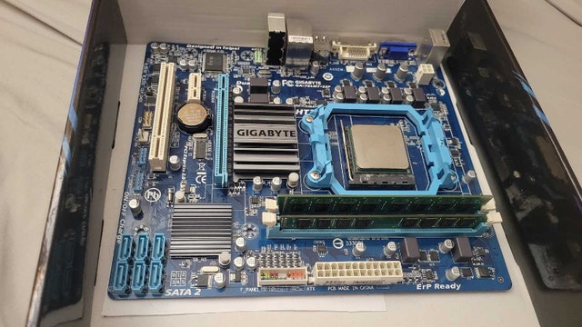 Gigabyte GA-78LMT-S2P Micro-ATX Motherboard - photo 3
