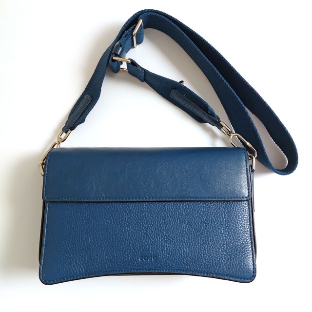 ECCO Pinch Bag Large Seaport Teal Blue Leather Crossbody