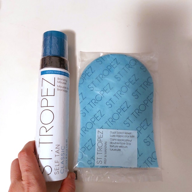 St. Tropez Self Tan Tanning Mousse & Mitt