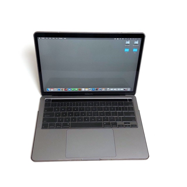 MacBook Pro 13" (2020) - 4 Thunderbolt 3 Ports - Intel i5