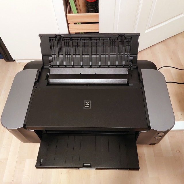 Canon PIXMA PRO-100 Large Format Photo Printer (13" x 19") - photo 3
