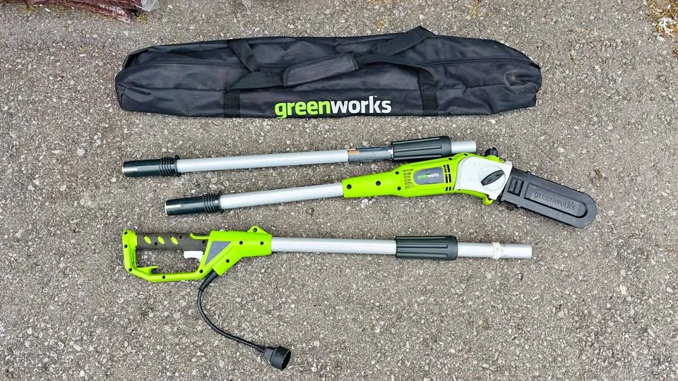Greenworks 8 Inch Corded Electric Pole Saw w/ Bag