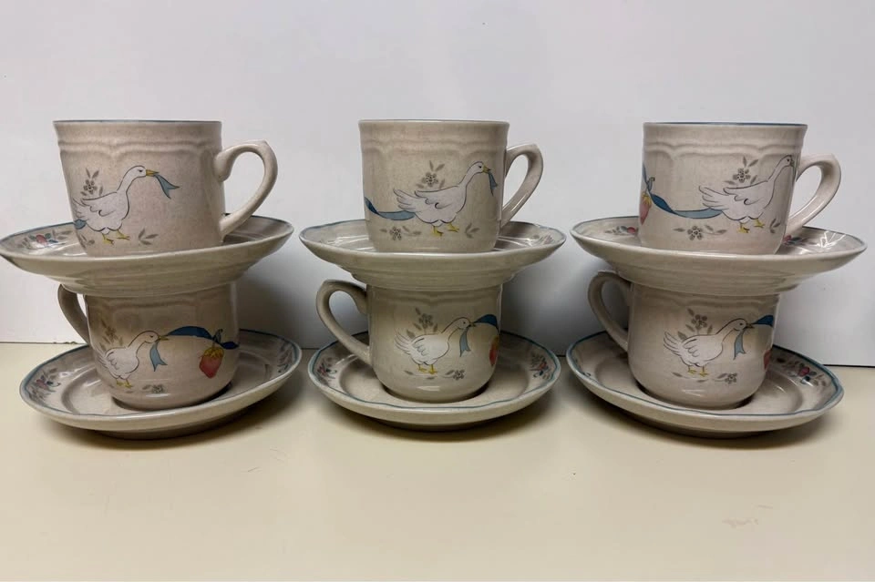 Vintage International Tableworks "Marmalade" Goose Cups & Saucer - photo 2
