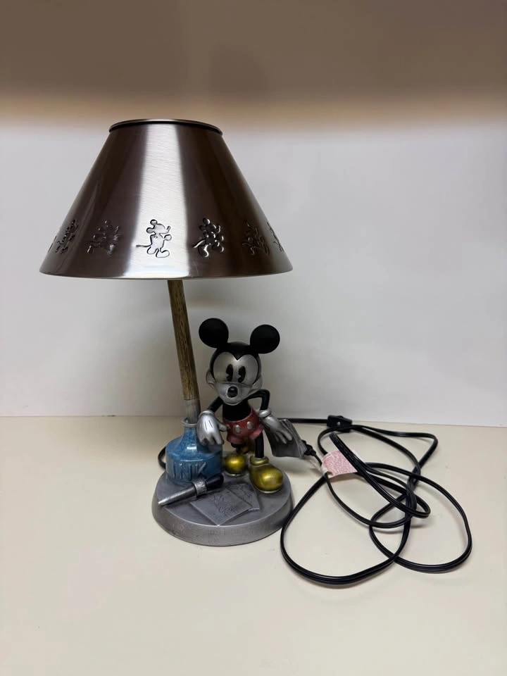 Early 2000s Disney Mickey Mouse "At the Ink Well" Lamp - photo 3
