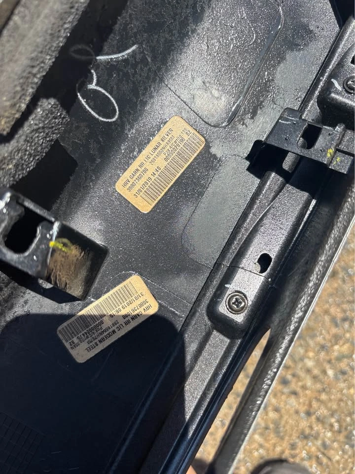 19-22 Honda HR-V Trunk Lid Trim Moulding - photo 4