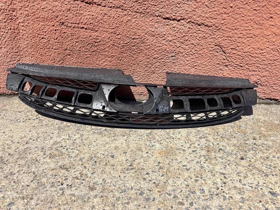 Toyota Front Grille - 2009-2011 Yaris OEM Style