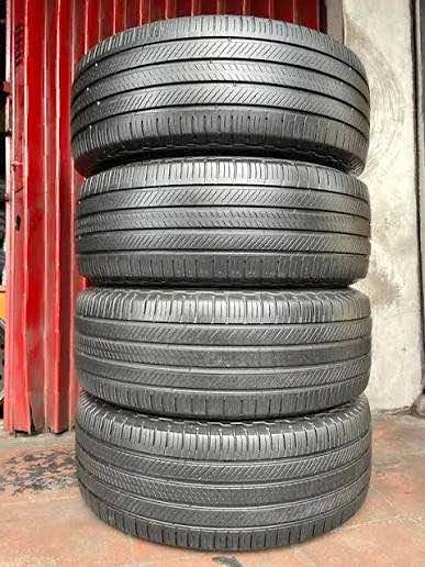 215 45 17 Fullset Pirelli Tires