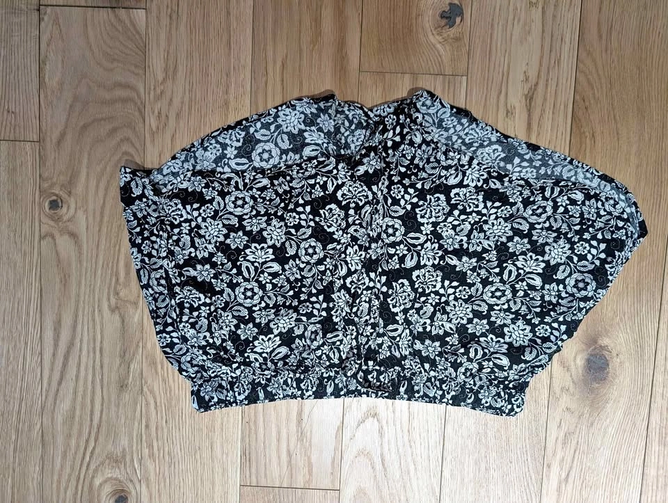 Women's Aeropostale Shorts - Size M