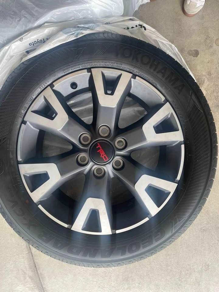 Brand New Toyota TRD 20" Wheels & Yokohama Geolandar Tires - photo 3