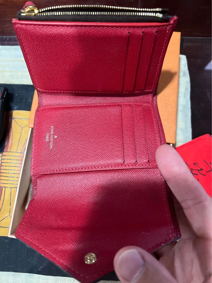 Louis Vuitton Victorine - photo 2