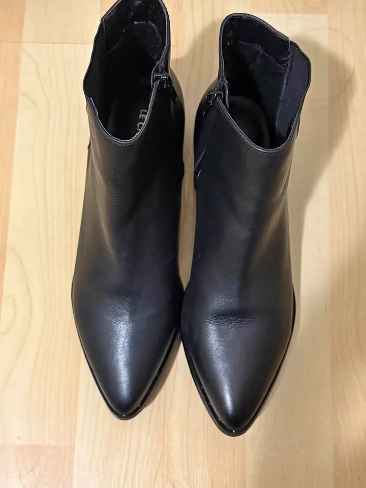 Le Chateau Shoes