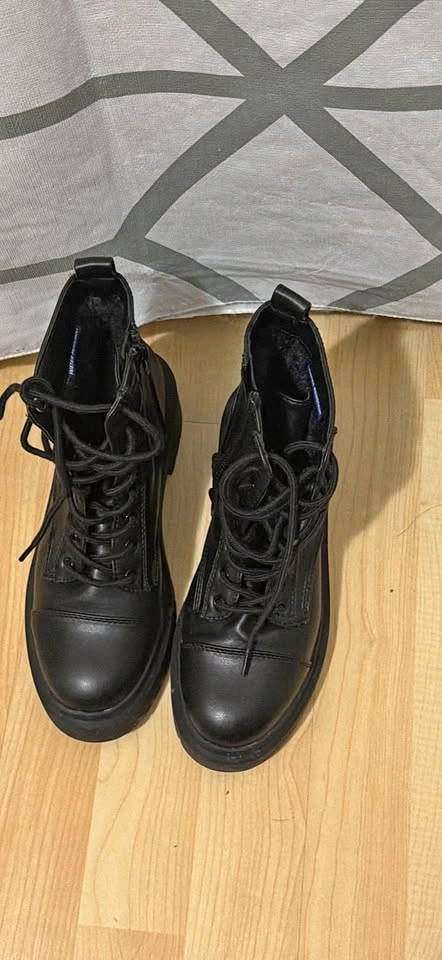 Aldo shoes size 6
