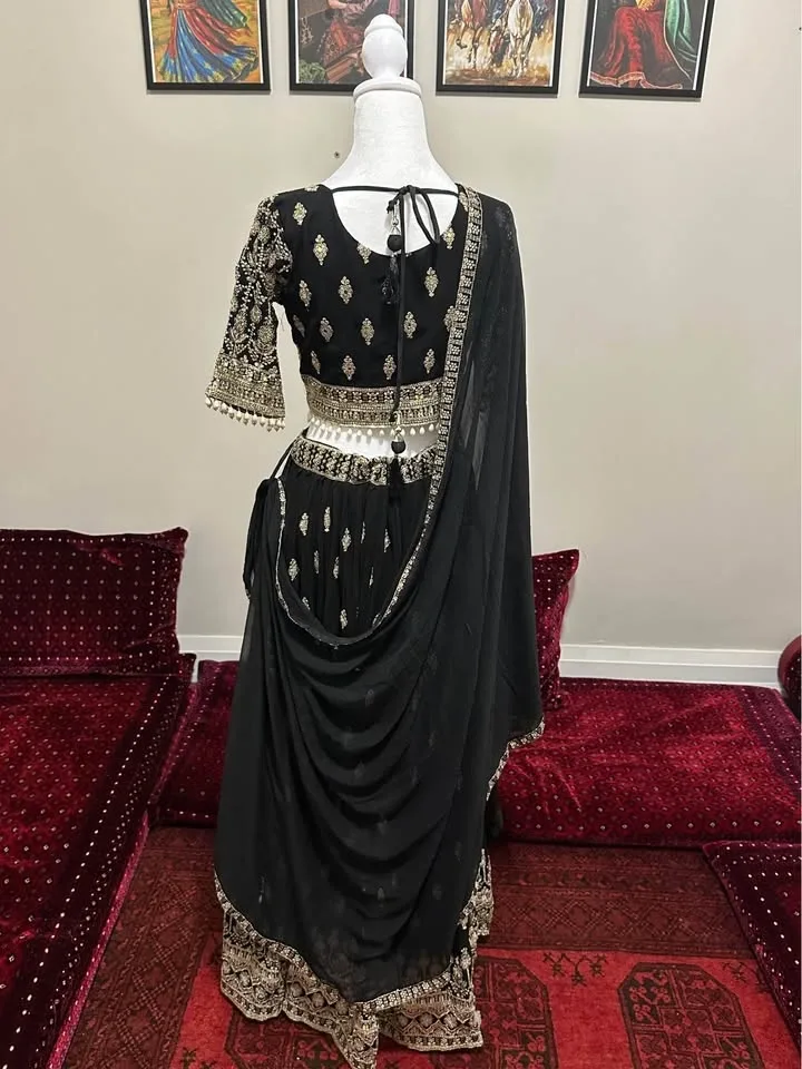 ✨ Brand New 3-Piece Black Lehenga ✨ - photo 2