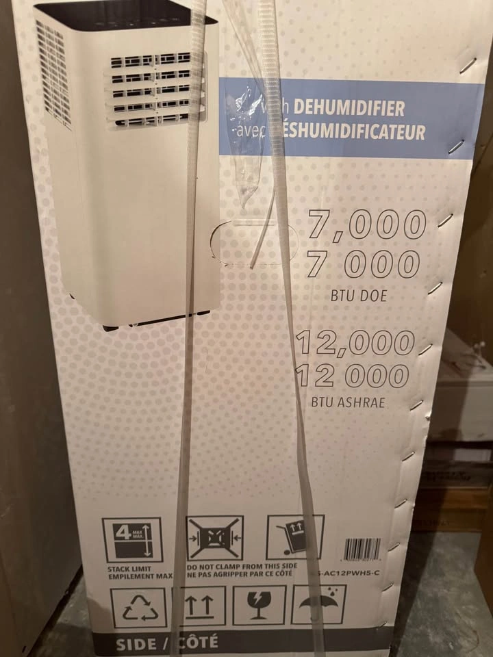 Insignia Portable Air Conditioner 12000 BTU White + Extended war - photo 2