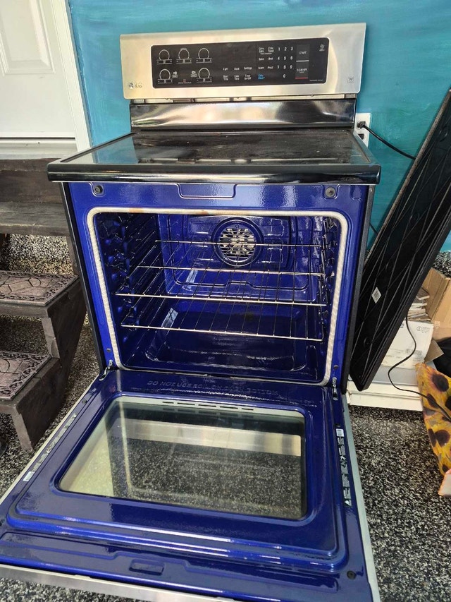 LG Stove stainless steel - photo 2