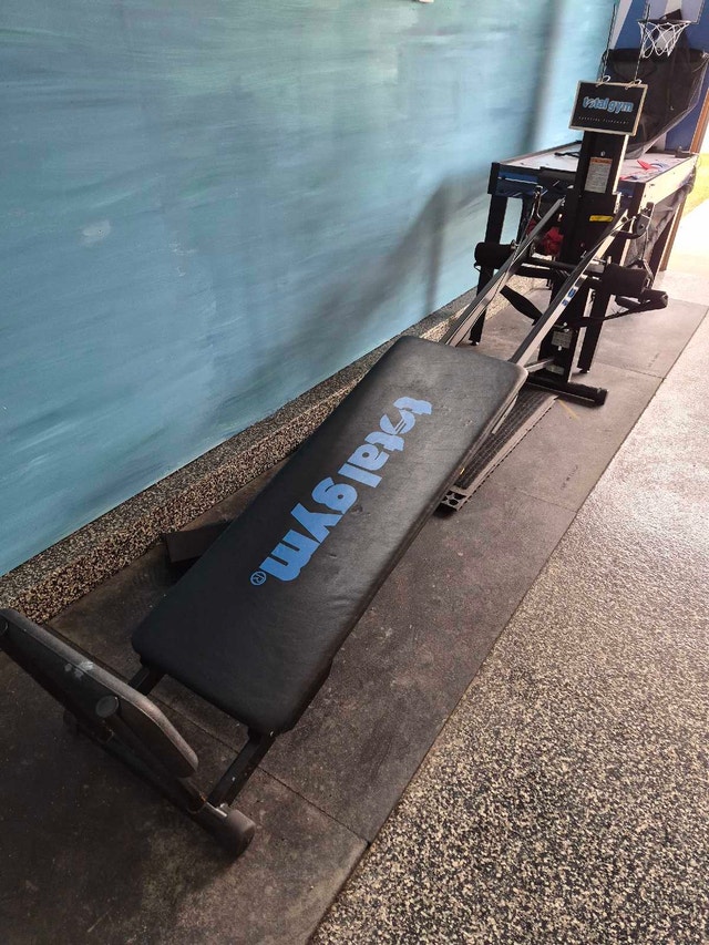 Total Gym Exercise Machine