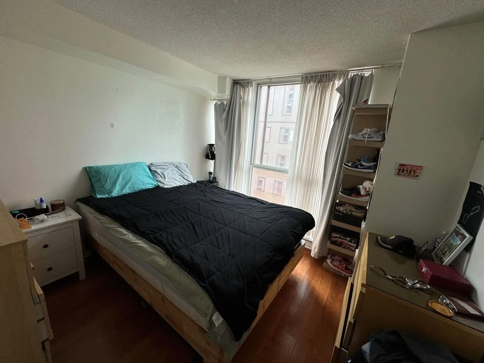 Private room for rent - photo 2