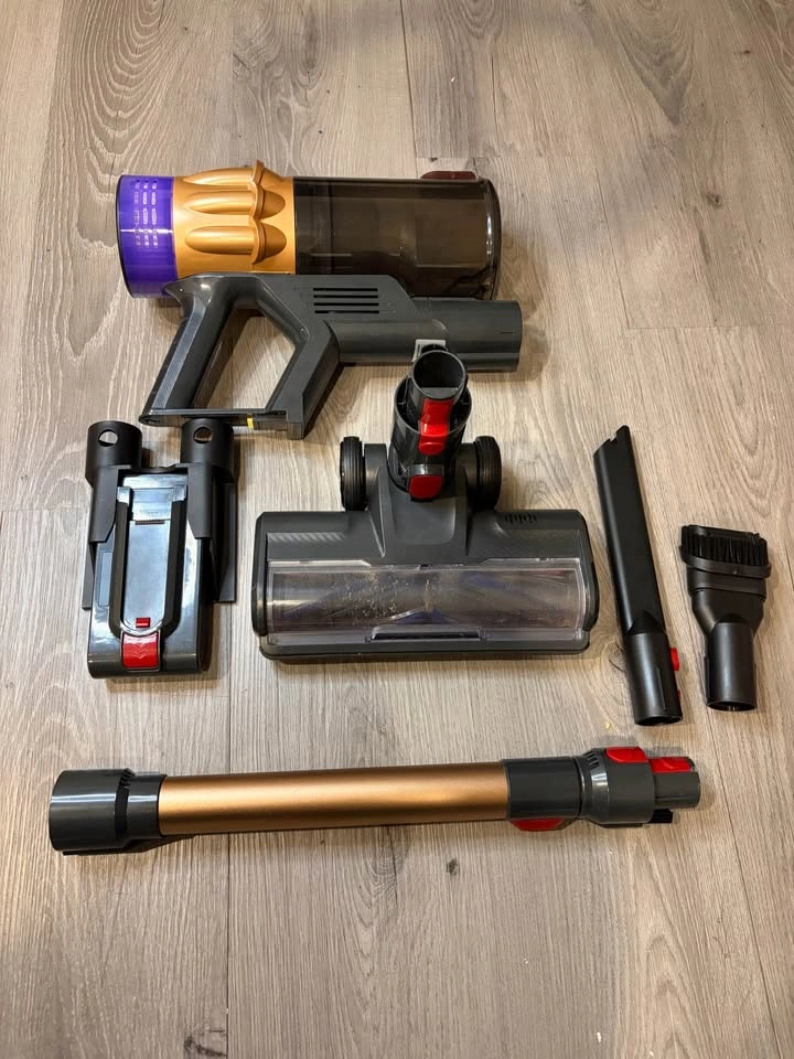 Cordless Vacuum Cleaner - photo 3