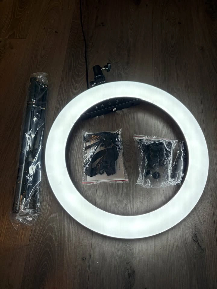 Ring Light Kit with Stand and Accessories - photo 2