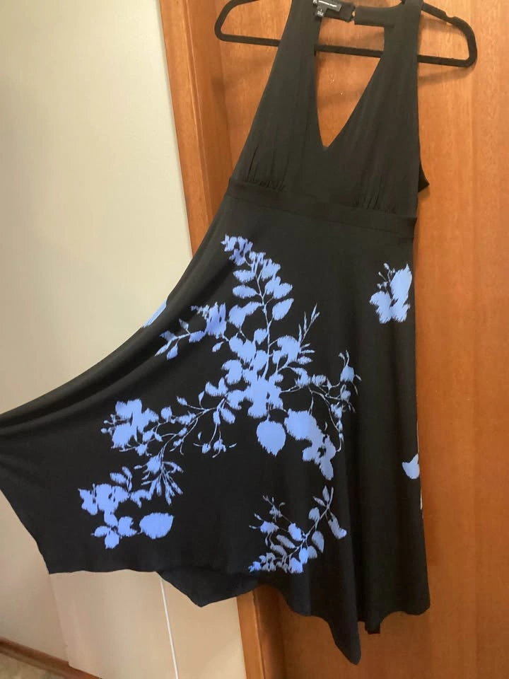 Ladies Dresses - photo 3