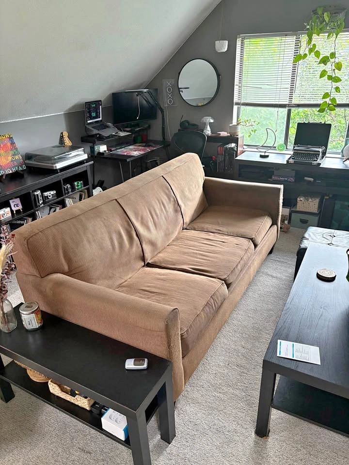 FREE Couch