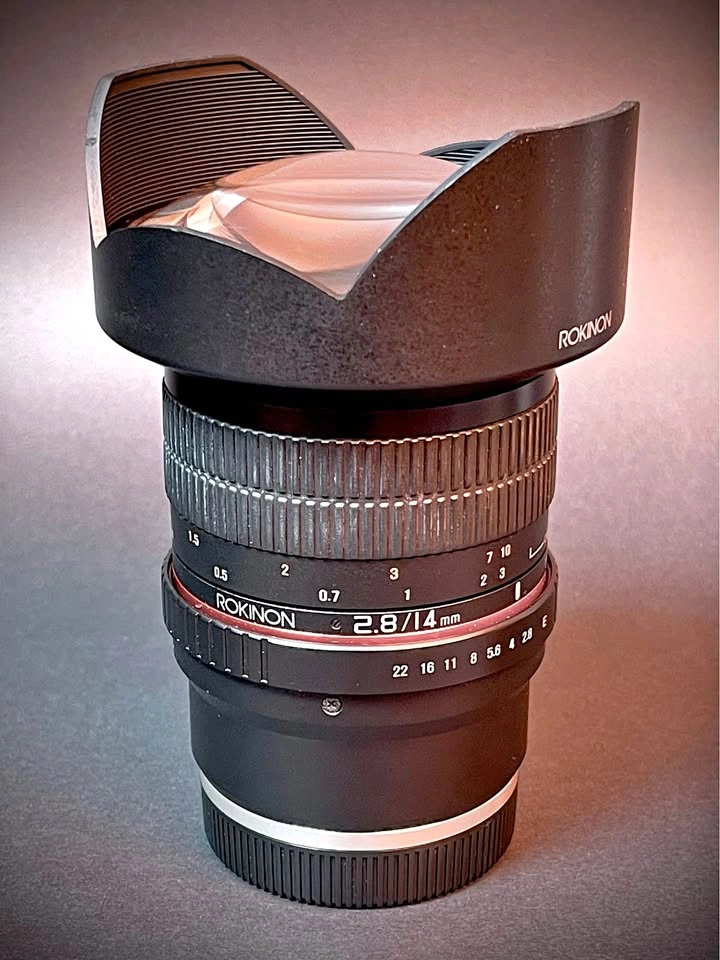 Rokinon 14mm F2.8 Ultra Wide Lens for Sony E-Mount